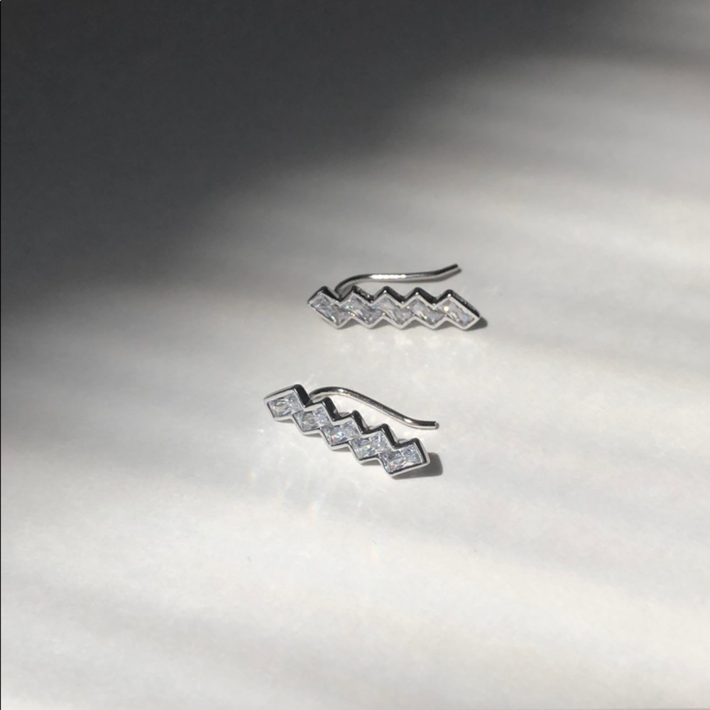 Sparkling crystal earrings